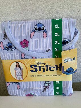 NEW Disney Lilo & Stitch 2 Pc Pajama Set NWT XL Short Sleeve Top Jogger Pants